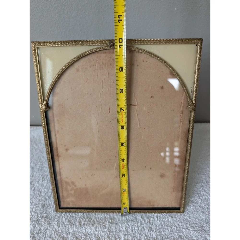 Vintage Arch Gold-Tone Filigree Metal Photo Frame Velvet Back Easel 8 X 10